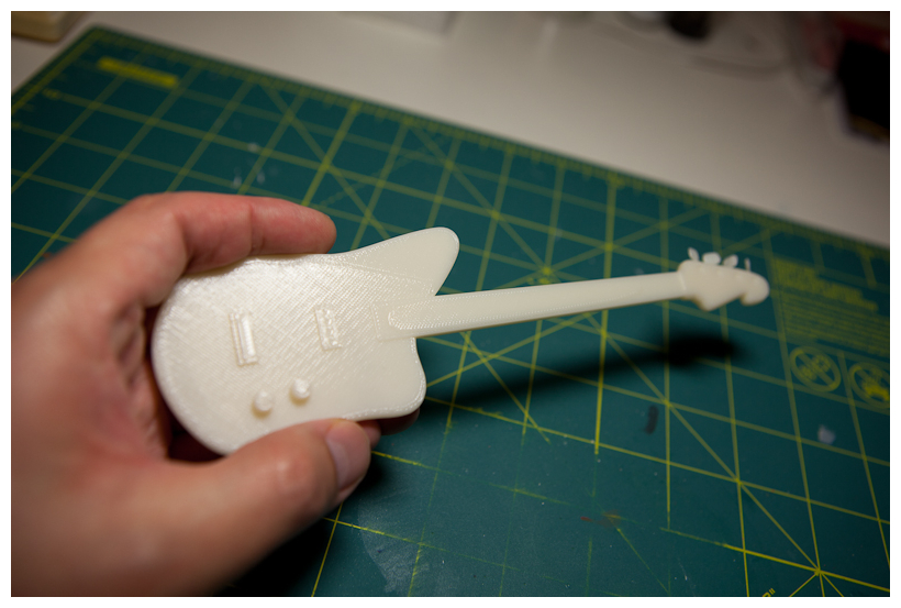 3D printed guitar with simplified detail