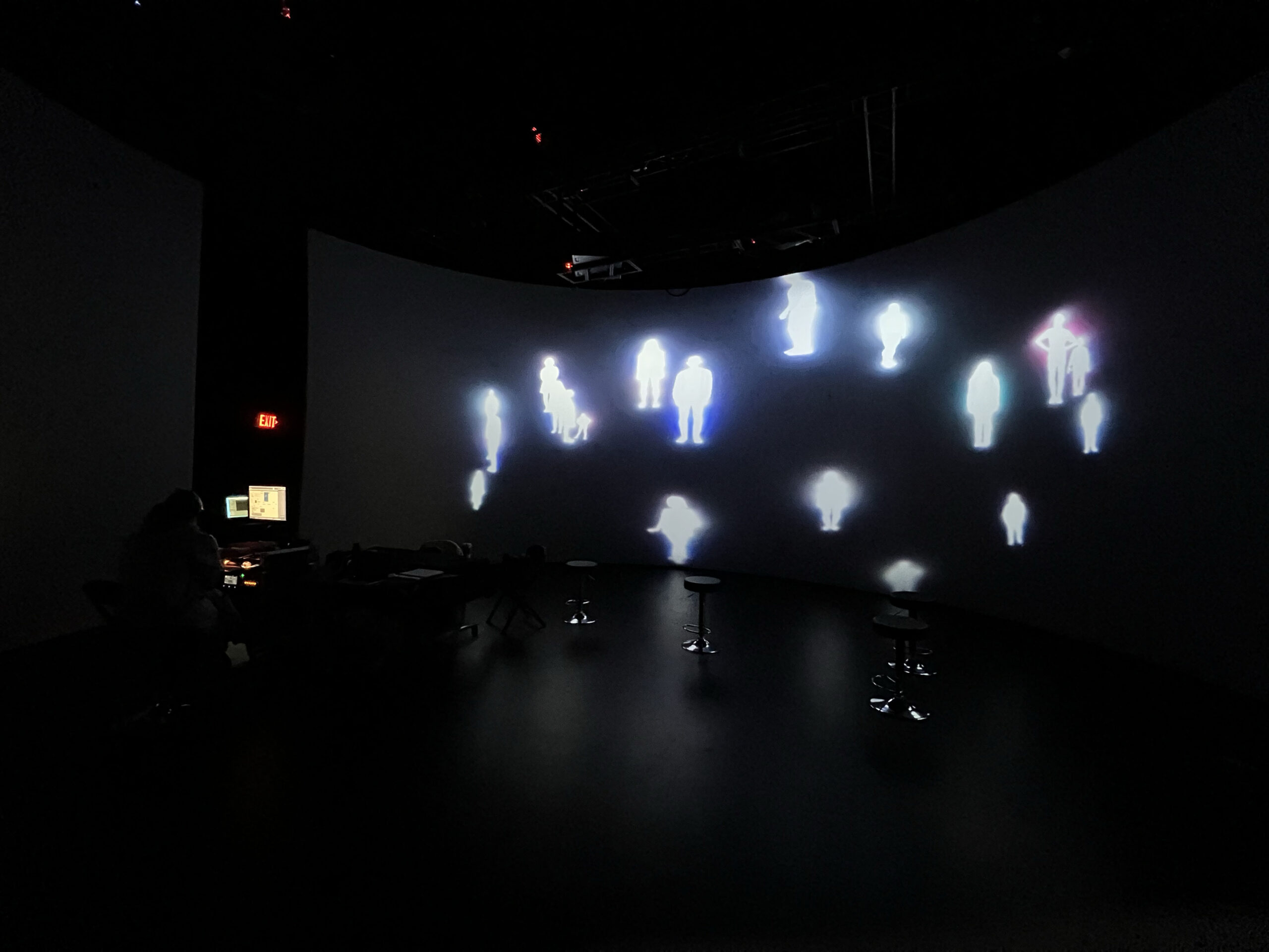 Immersive visualization at the CUBE with spatial sound design